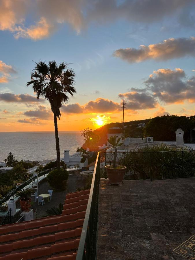 Blu Panorama Bed and Breakfast Forio di Ischia Eksteriør billede